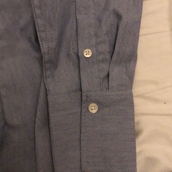 Banana Republic Chambray Riley Fit Dress Shirt - Picture 4 of 4